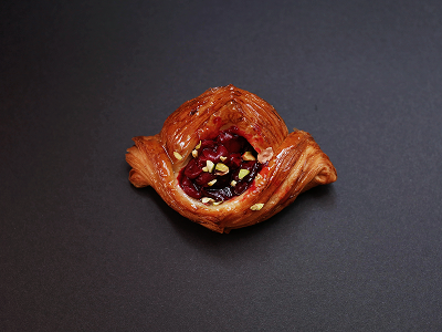 Даниш с вишней — Семейная пекарня Кривоноговых — Свежие круассаны и выпечка в Сочи