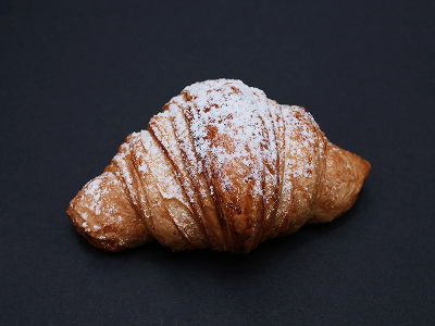 Круассан абрикос — Семейная пекарня Кривоноговых — Свежие круассаны и выпечка в Сочи