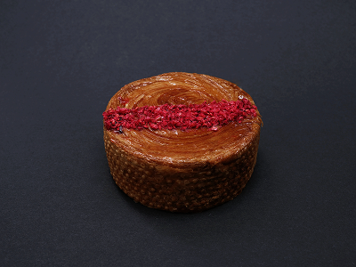 Круассан круглый с малиной — Семейная пекарня Кривоноговых — Свежие круассаны и выпечка в Сочи